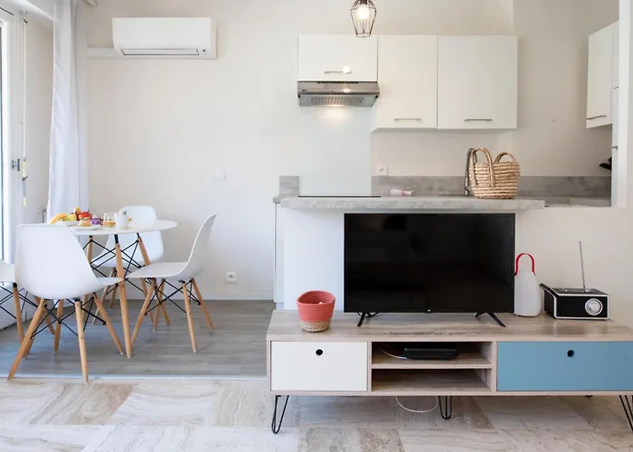 Studio Antibes 5Min Train Station & Sea - Ac & Balcony